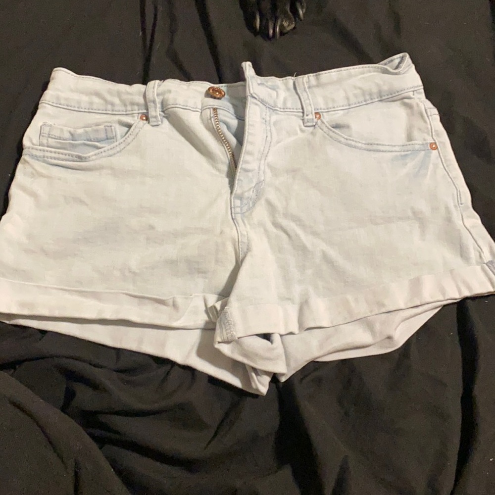 Forever 21 , size : 28 , blue Jean shorts